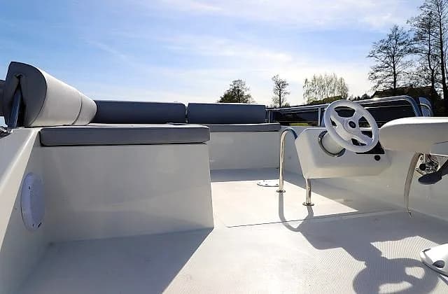Futura 40 Mikołajki materace słoneczne Solano