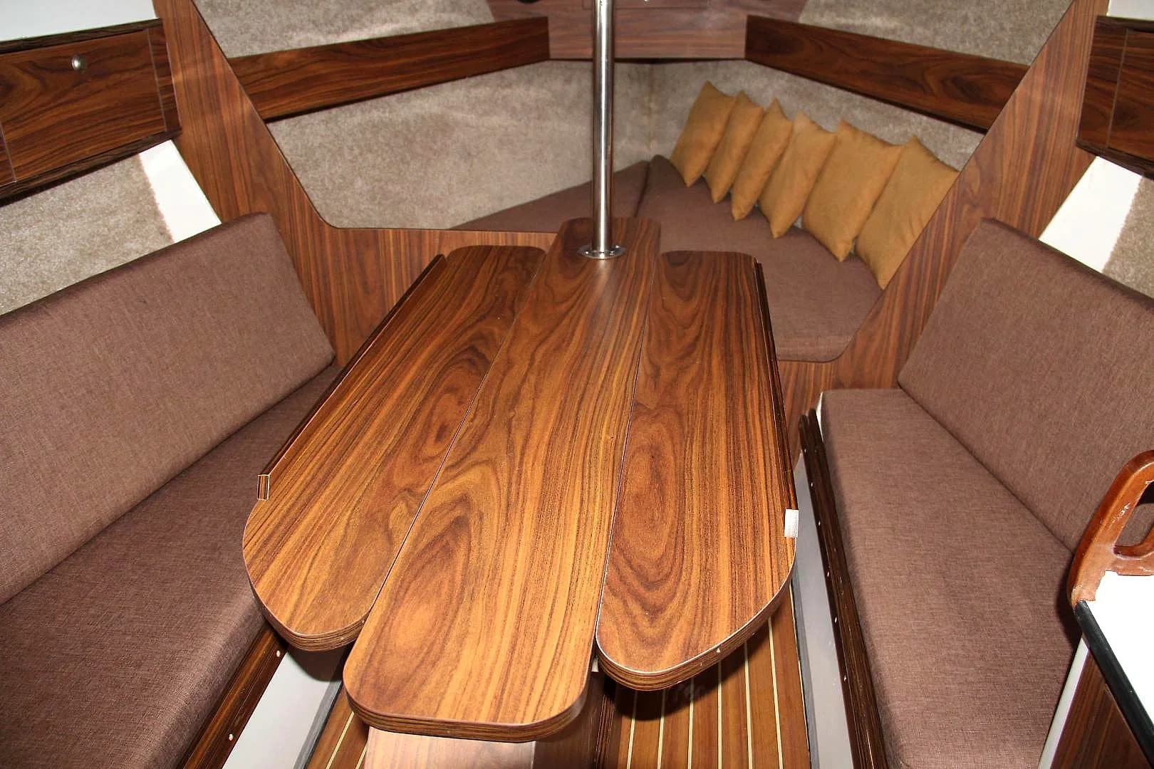 Tango 780 Wilkasy mesa stół
