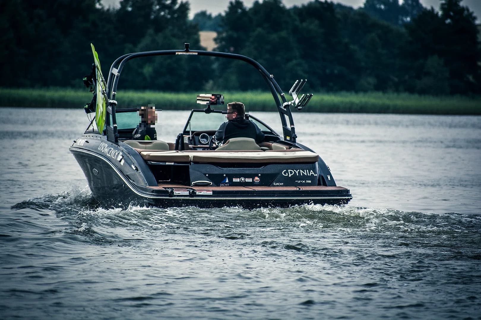 Sea Ray 210 — zdjęcie 13