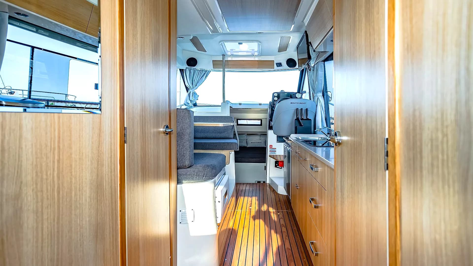 Suncamper 35 Flybridge — zdjęcie 9