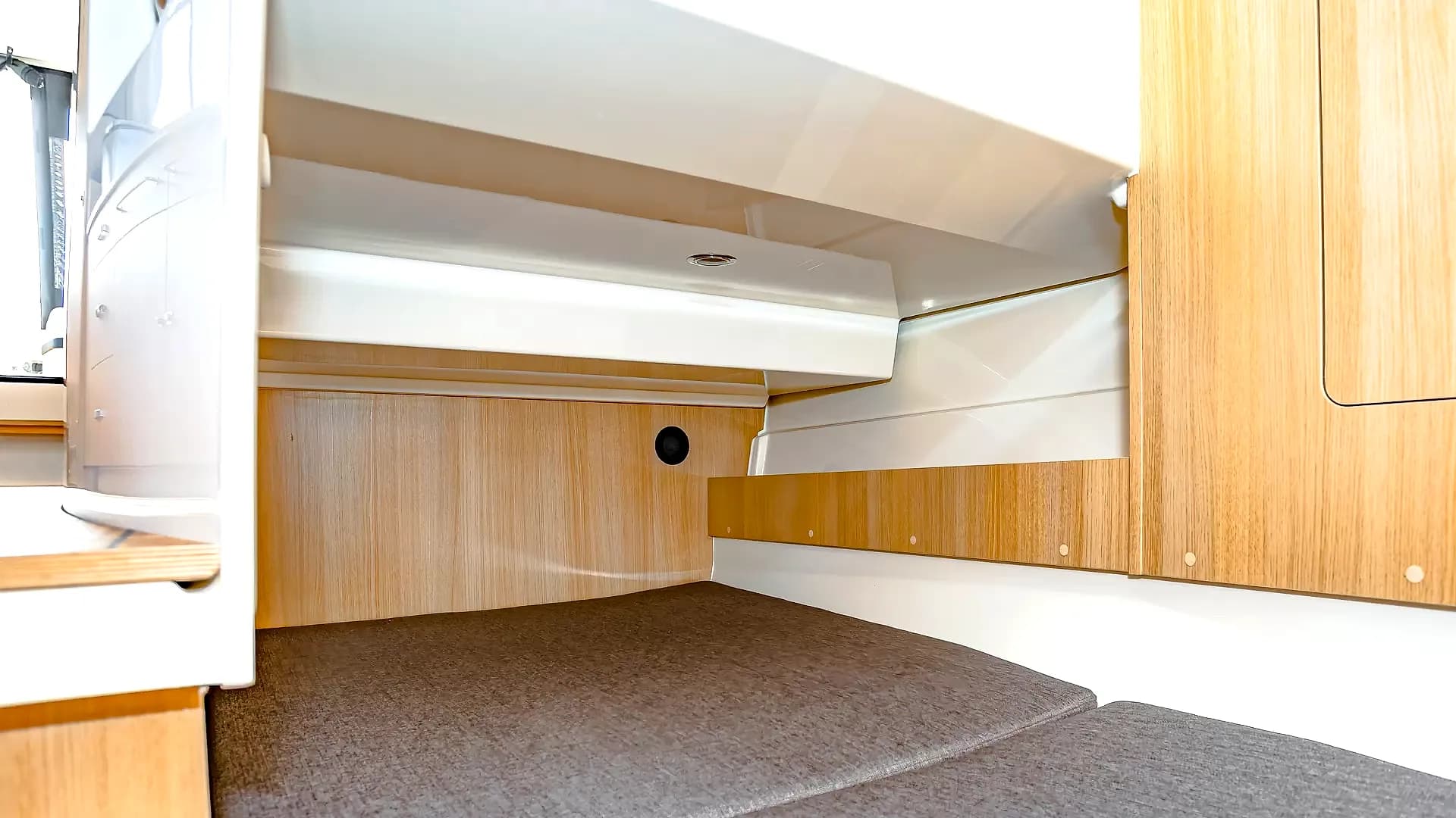 Suncamper 35 Flybridge — zdjęcie 16
