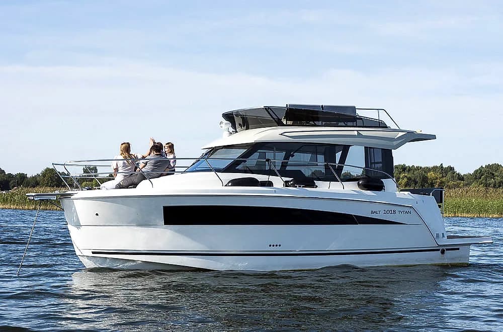 Czarter Balt/Tytan 1018 Mazury