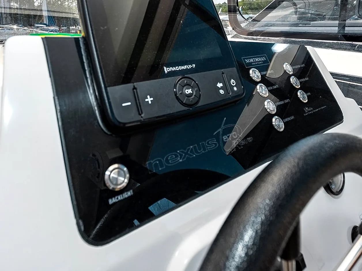 Nexus 870 Revo — zdjęcie 11