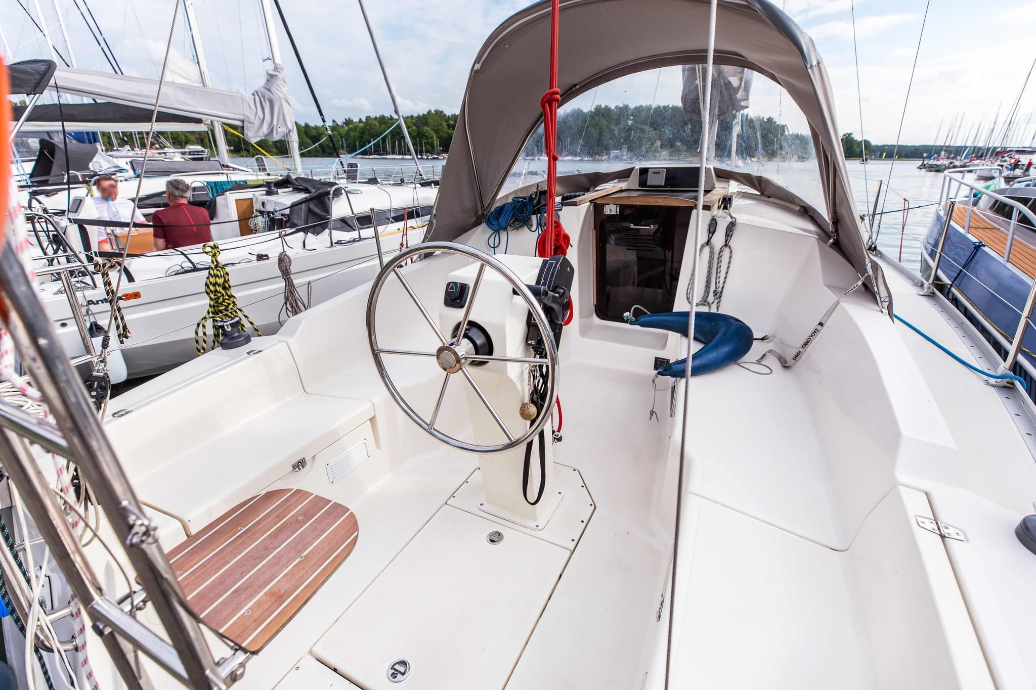 Delphia 33 MC koło sterowe