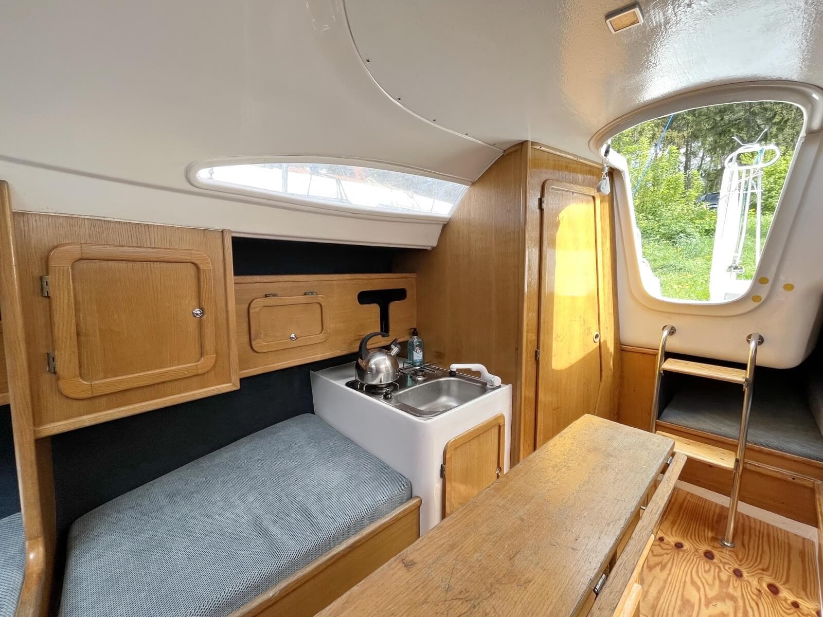 Sasanka 660 Suoernova schody