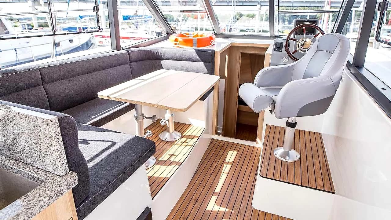 Futura 36 mesa Wilkasy