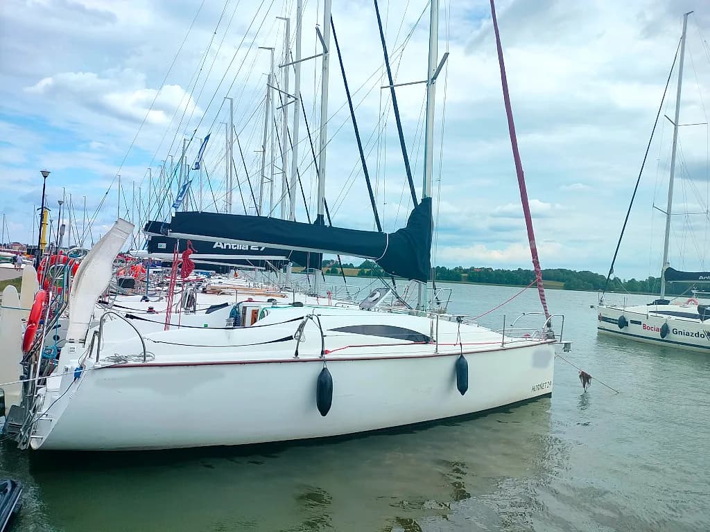Czarter Hornet 29 Mazury