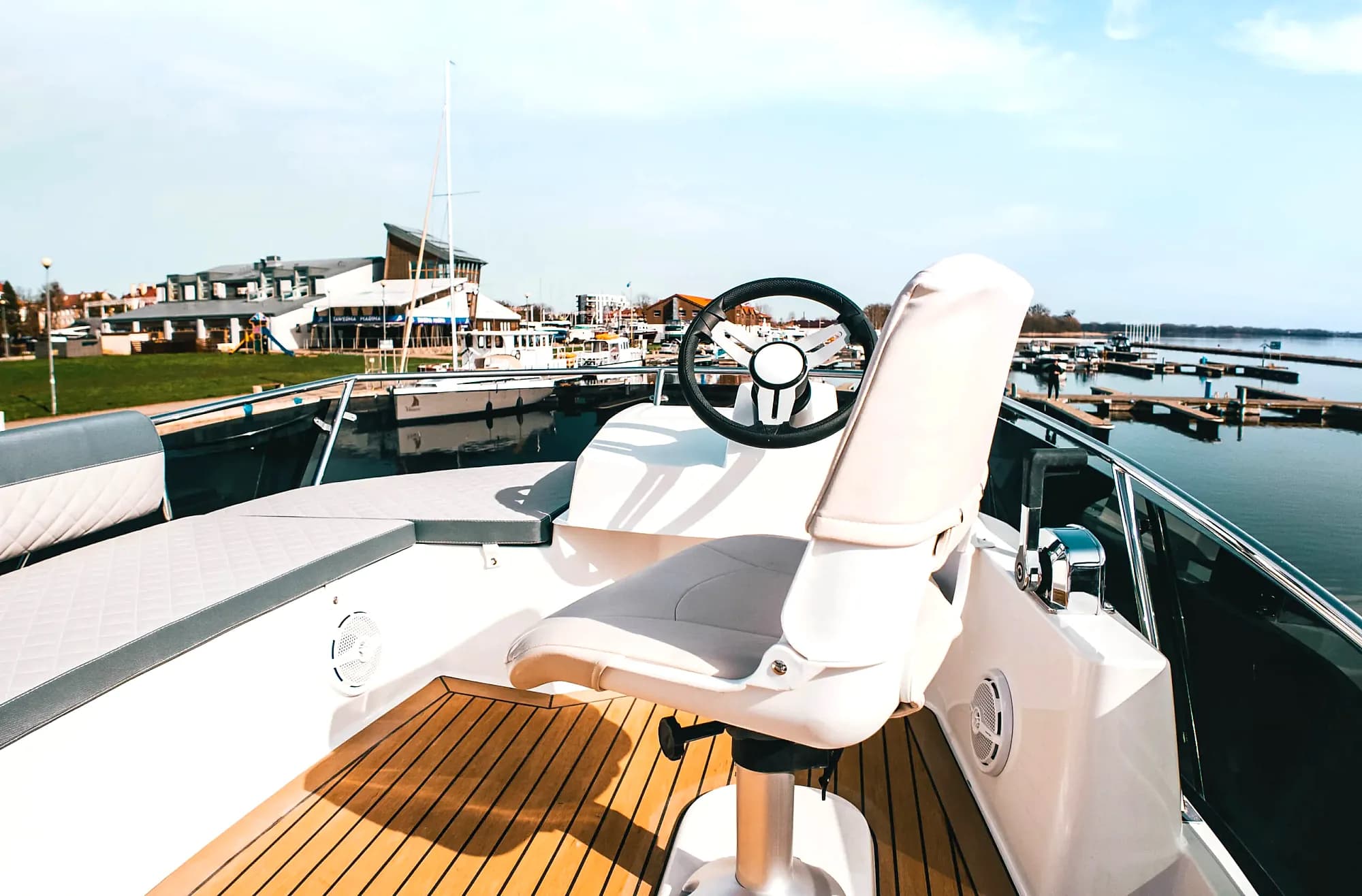 mfilmer.pl-mazury-charter-foto-platinum-43-z-52-scaled